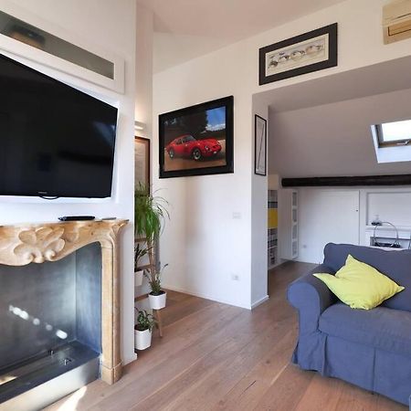Primopiano - Battaglia B Apartamento Milán Exterior foto
