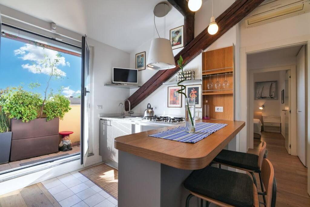 Primopiano - Battaglia B Apartamento Milán Exterior foto